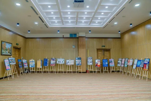 Thuê Giá Đỡ Tranh, Giá Đỡ Trưng Bày Sự Kiện Tại Thành phố Hồ Chí Minh – Giải Pháp Chuyên Nghiệp, Tiết Kiệm & Linh Hoạt